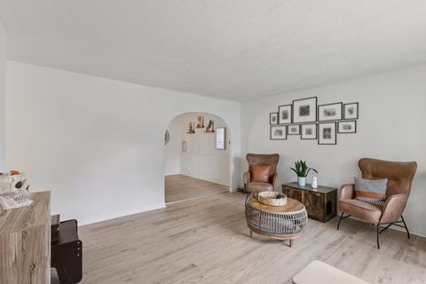 Tiny photo for 417 Beaver Drive, Streamwood, IL 60107 (MLS # 12506693)