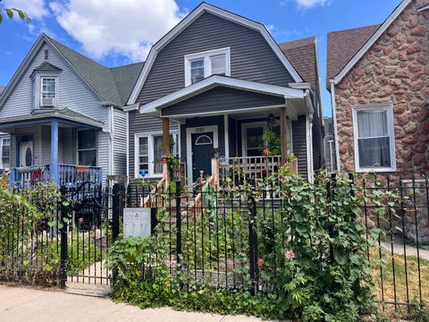 Photo of 2207 N Lawndale Avenue, Chicago, IL 60647 (MLS # 12710061)