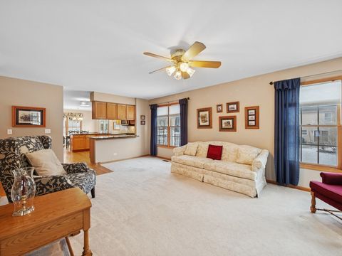 Tiny photo for 1995 Bridlewood Drive, Hoffman Estates, IL 60192 (MLS # 12531503)