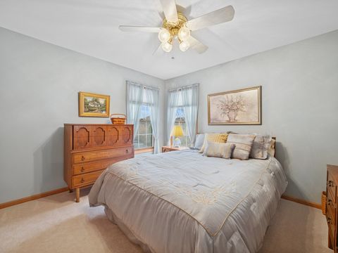 Tiny photo for 1995 Bridlewood Drive, Hoffman Estates, IL 60192 (MLS # 12531503)