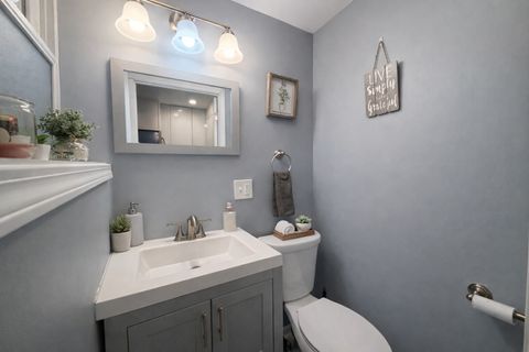 Tiny photo for 14521 Kenwood Avenue, Dolton, IL 60419 (MLS # 12590975)