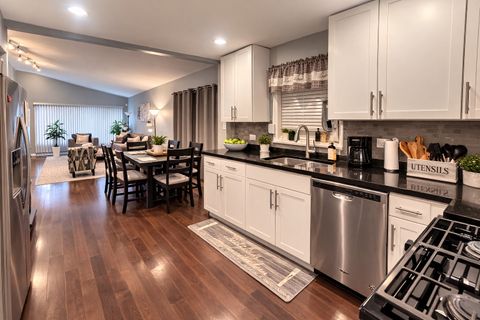 Tiny photo for 14521 Kenwood Avenue, Dolton, IL 60419 (MLS # 12590975)