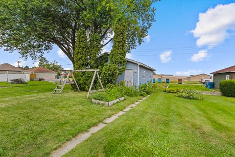 Tiny photo for 207 E Taylor Street, Grant Park, IL 60940 (MLS # 12706604)