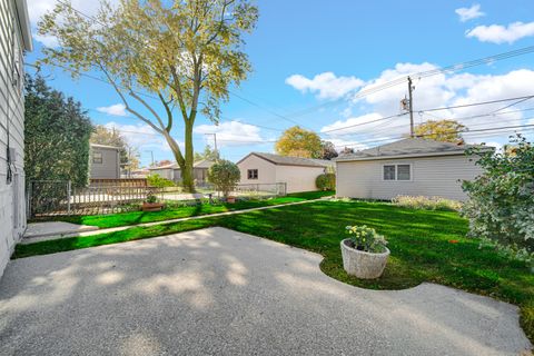 Tiny photo for 9308 Utica Avenue S, Evergreen Park, IL 60805 (MLS # 12512093)