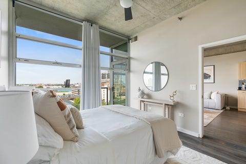 Tiny photo for 1620 S Michigan Avenue #919, Chicago, IL 60616 (MLS # 12718496)