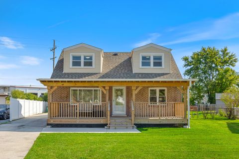 Photo of 7905 Garden Court, Bridgeview, IL 60455 (MLS # 12491286)