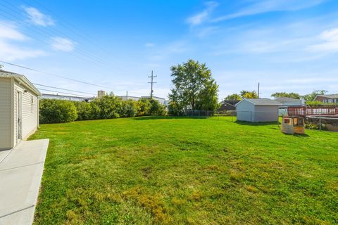 Tiny photo for 7905 Garden Court, Bridgeview, IL 60455 (MLS # 12491286)