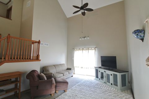 Tiny photo for 2005 Mountain Road, Morris, IL 60450 (MLS # 12461364)