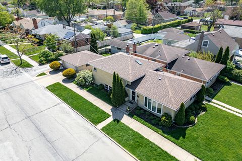 Tiny photo for 3873 Brummel Street, Skokie, IL 60076 (MLS # 12635224)