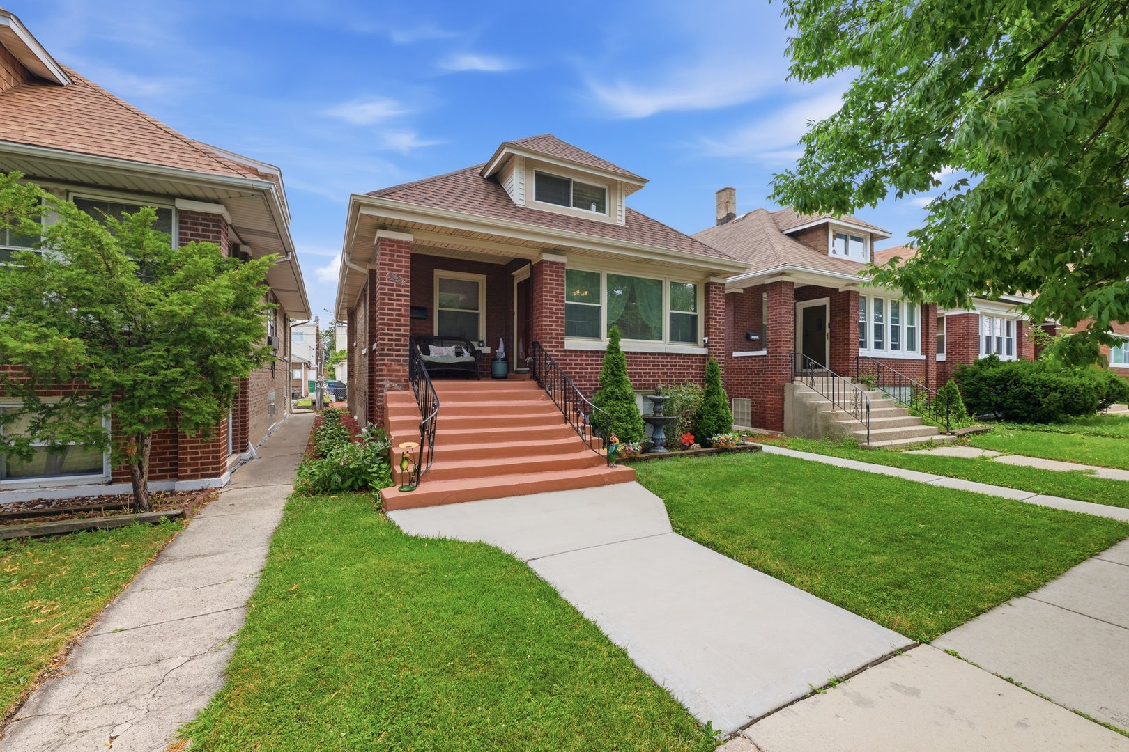 1931 Cuyler Avenue