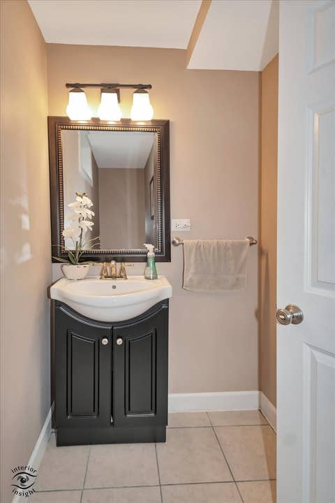 Tiny photo for 719 N Kennedy Drive, Kankakee, IL 60901 (MLS # 12729127)
