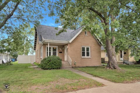 Photo of 719 N Kennedy Drive, Kankakee, IL 60901 (MLS # 12729127)
