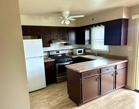 Tiny photo for 4530 Prairie Avenue #C, Brookfield, IL 60513 (MLS # 12682578)