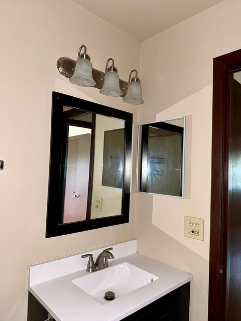 Tiny photo for 4530 Prairie Avenue #C, Brookfield, IL 60513 (MLS # 12682578)