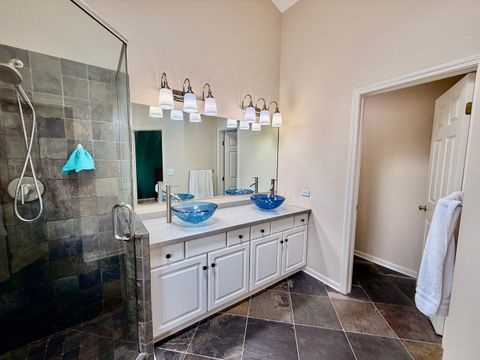 Tiny photo for 1535 Chatfield Court, Roselle, IL 60172 (MLS # 12639239)