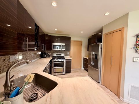 Tiny photo for 1535 Chatfield Court, Roselle, IL 60172 (MLS # 12639239)