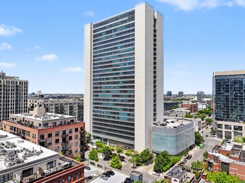 Photo of 500 W Superior Street #1805, Chicago, IL 60654 (MLS # 12703644)