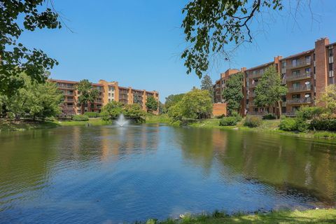 Tiny photo for 301 Lake Hinsdale Drive #106, Willowbrook, IL 60527 (MLS # 12455238)