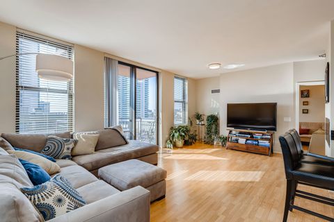 Tiny photo for 330 N Jefferson Street #805, Chicago, IL 60661 (MLS # 12578874)