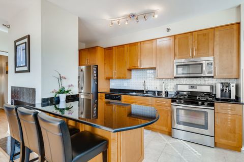 Tiny photo for 330 N Jefferson Street #805, Chicago, IL 60661 (MLS # 12578874)