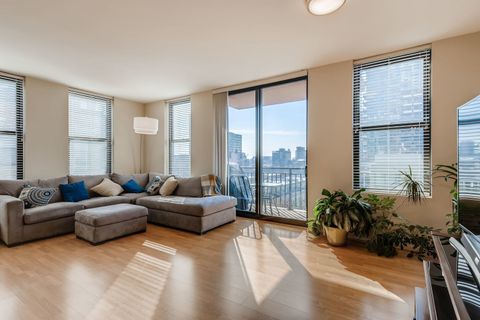 Tiny photo for 330 N Jefferson Street #805, Chicago, IL 60661 (MLS # 12578874)