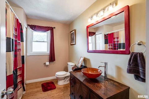 Tiny photo for 622 Dongola Court, Creal Springs, IL 62922 (MLS # QC4267233)