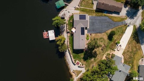 Tiny photo for 622 Dongola Court, Creal Springs, IL 62922 (MLS # QC4267233)