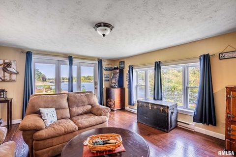 Tiny photo for 622 Dongola Court, Creal Springs, IL 62922 (MLS # QC4267233)