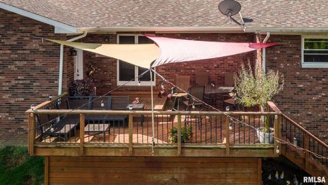 Tiny photo for 622 Dongola Court, Creal Springs, IL 62922 (MLS # QC4267233)