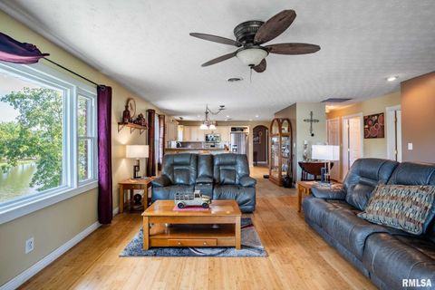 Tiny photo for 622 Dongola Court, Creal Springs, IL 62922 (MLS # QC4267233)
