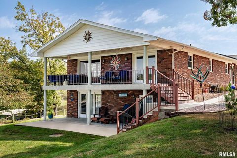 Tiny photo for 622 Dongola Court, Creal Springs, IL 62922 (MLS # QC4267233)