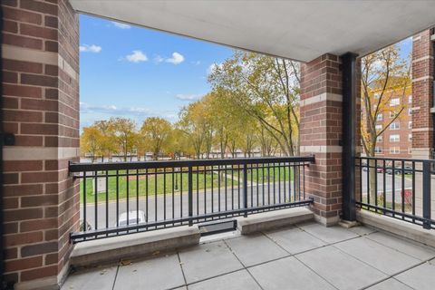 Tiny photo for 440 W Mahogany Court #203, Palatine, IL 60067 (MLS # 12520764)