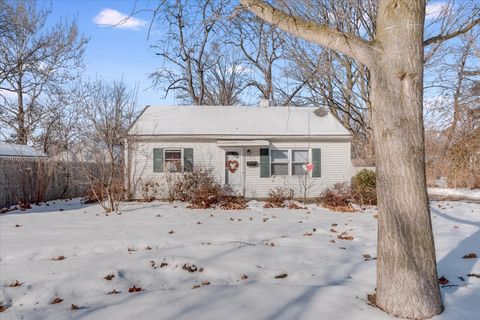 Photo of 1201 S Lynn Street, Urbana, IL 61801 (MLS # 12531727)