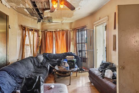 Tiny photo for 7127 S Artesian Avenue, Chicago, IL 60629 (MLS # 12600382)