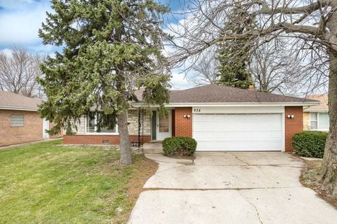 936 E 170th Street South Holland IL 60473
