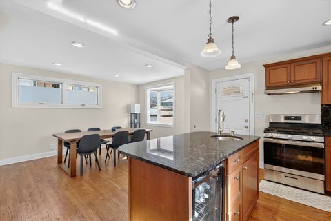 Tiny photo for 810 S Euclid Avenue, Oak Park, IL 60304 (MLS # 12549196)