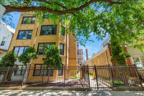 Photo of 1655 N Fairfield Avenue #302, Chicago, IL 60647 (MLS # 12686879)