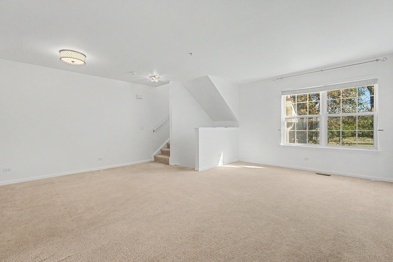 792 RIVER MILL Parkway