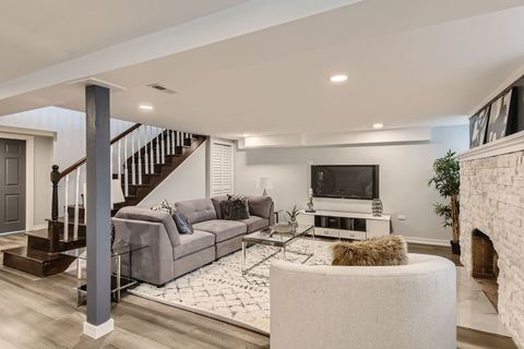 Tiny photo for 7237 S Luella Avenue, Chicago, IL 60649 (MLS # 12313638)