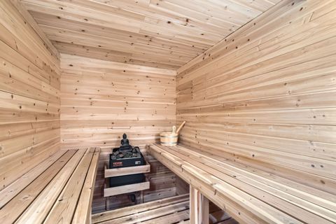 Tiny photo for 7237 S Luella Avenue, Chicago, IL 60649 (MLS # 12313638)