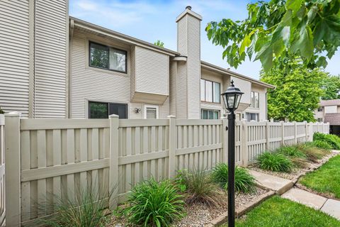 Tiny photo for 541 Verde Drive, Schaumburg, IL 60173 (MLS # 12657158)