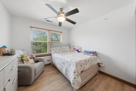 Tiny photo for 182 Aspen Court, North Aurora, IL 60542 (MLS # 12733906)