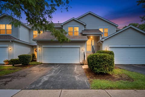 Photo of 182 Aspen Court, North Aurora, IL 60542 (MLS # 12733906)