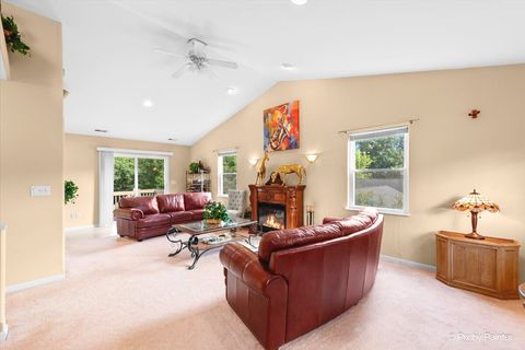 Tiny photo for 2819 Sun Valley Drive, Cary, IL 60013 (MLS # 12456242)