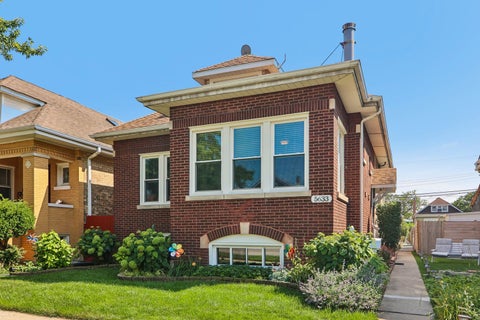 Tiny photo for 5633 W Cornelia Avenue, Chicago, IL 60634 (MLS # 12720678)