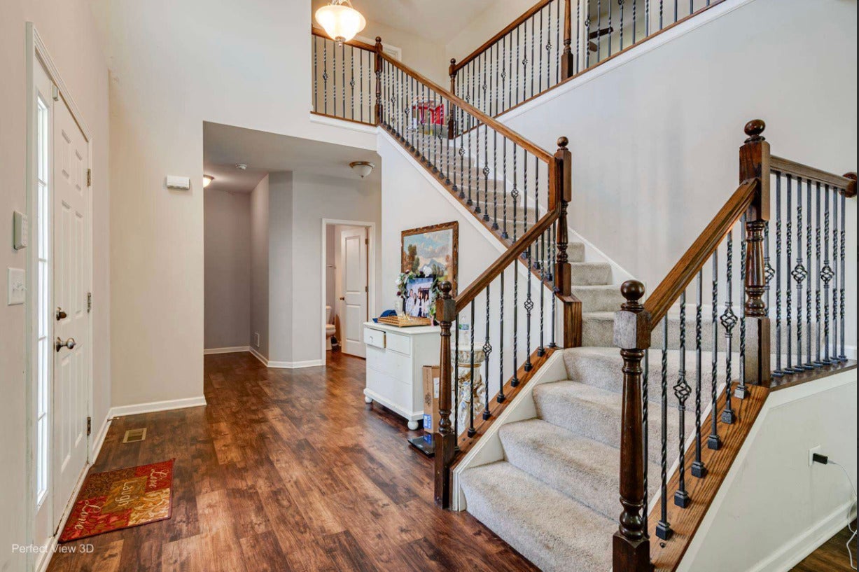 1908 Foxborough Way