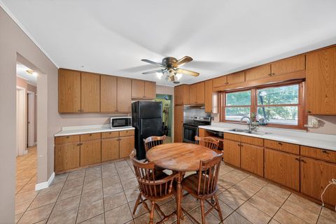 Tiny photo for 11S100 Carpenter Street, Lemont, IL 60439 (MLS # 12485613)
