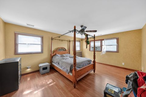 Tiny photo for 11S100 Carpenter Street, Lemont, IL 60439 (MLS # 12485613)