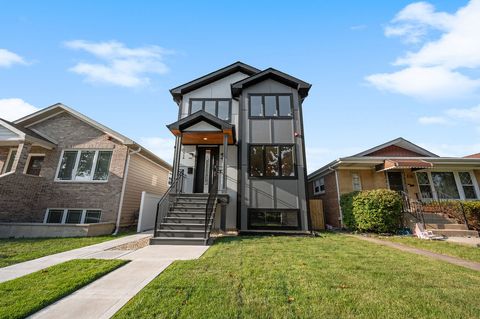 A home in Harwood Heights