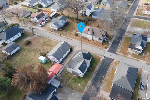 Tiny photo for 501 S BUCHANAN Street, Marion, IL 62959 (MLS # EB460756)